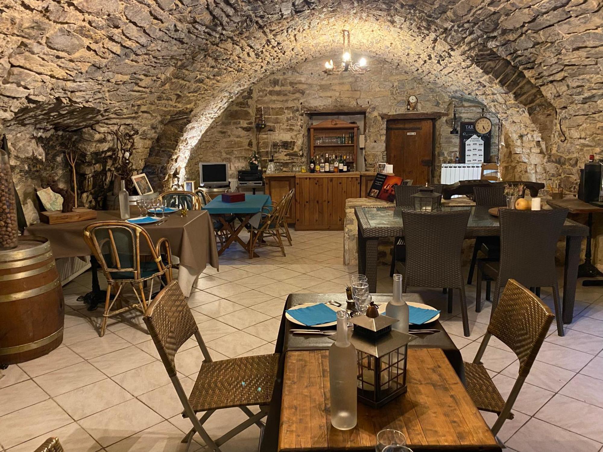 Bed and Breakfast Domaine D'Alcapies Saint-Jean-dʼAlcapiès Exterior foto